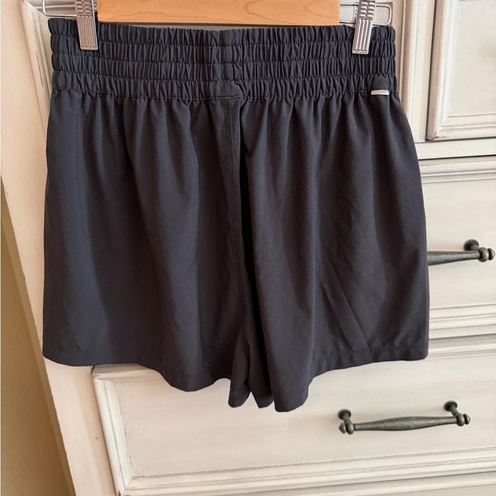 Vuori villa shorts - Picture 2 of 2
